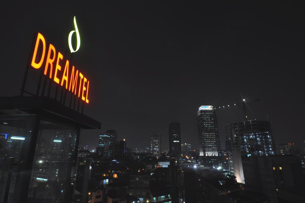 Dreamtel Джакарта Экстерьер фото